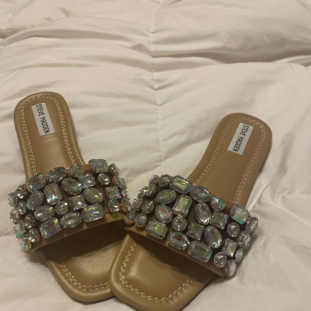 New Steve Madden sandals